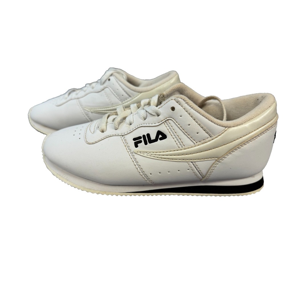 Fila Machu Women's White Casual Sneaker Black Logo Size 6.5‎